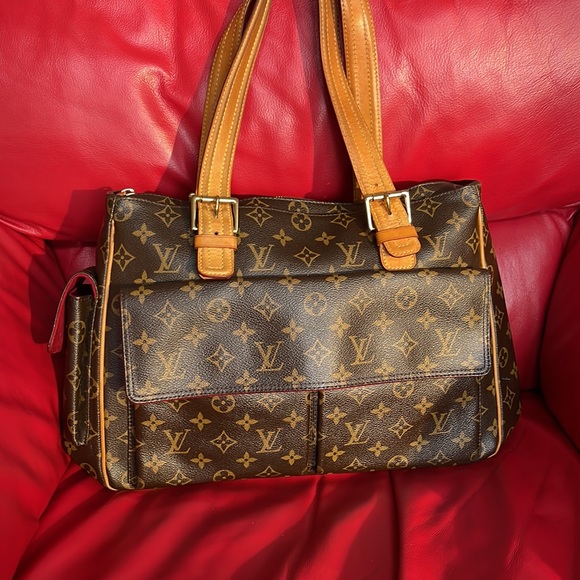 Authentic Louis Vuitton diaper bag. - Picture 3 of 8